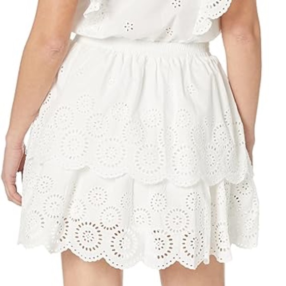 STEVE MADDEN Jayda Eyelet White Cotton Spring Summer Resort Mini Dress SZ M MED - Picture 5 of 7